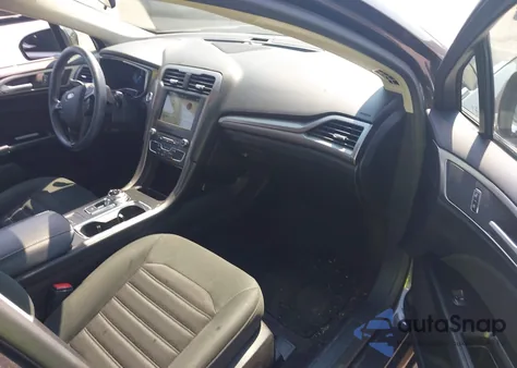 2017 Ford Fusion Se z USA, uszkodzony, nr VIN 3FA6P0H70HR102858